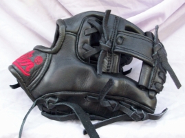 10.5 Glove, black with I web